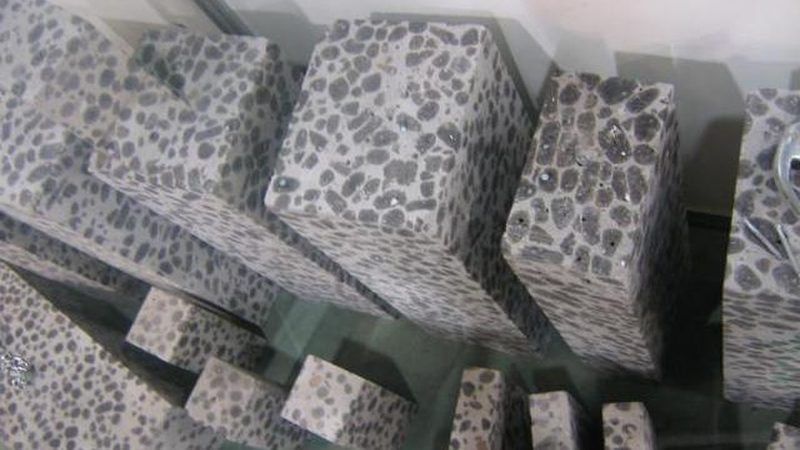 聚氨酯硬泡保温材料：参数对比解析**